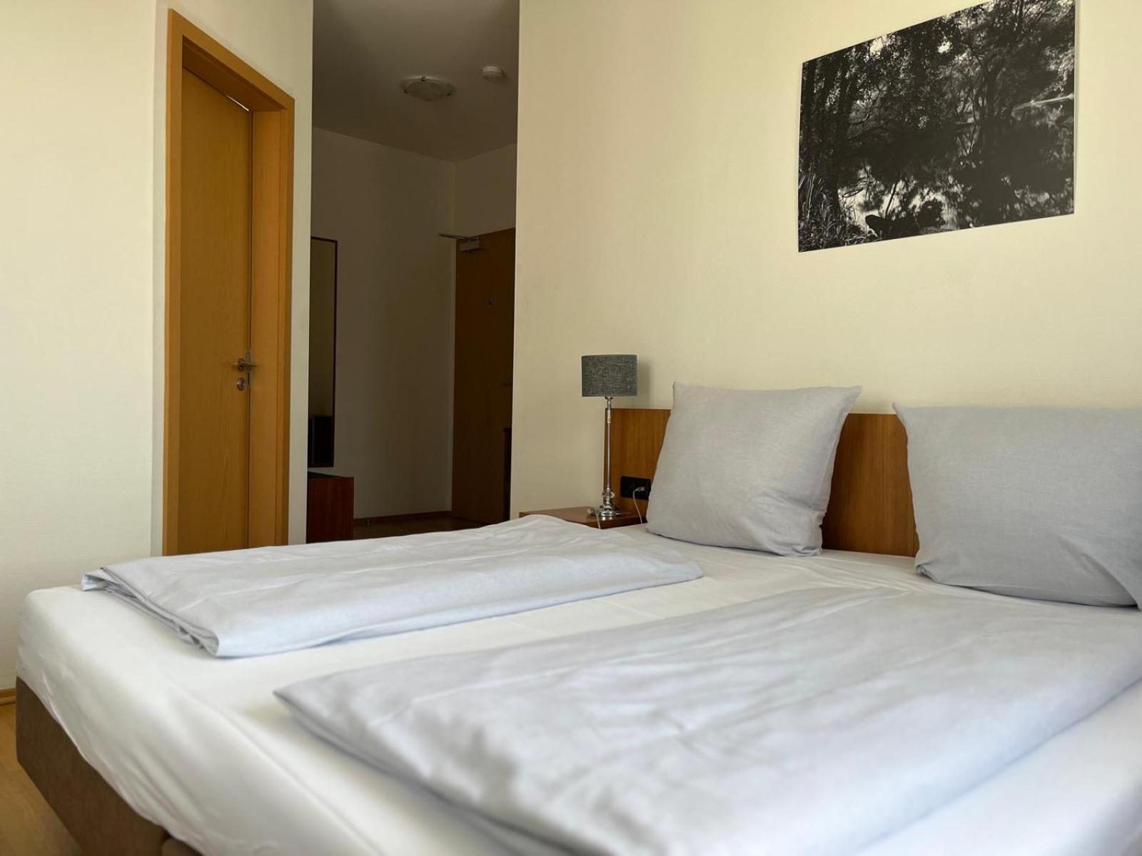 Hotel Sonne Neuburg am Rhein Buitenkant foto