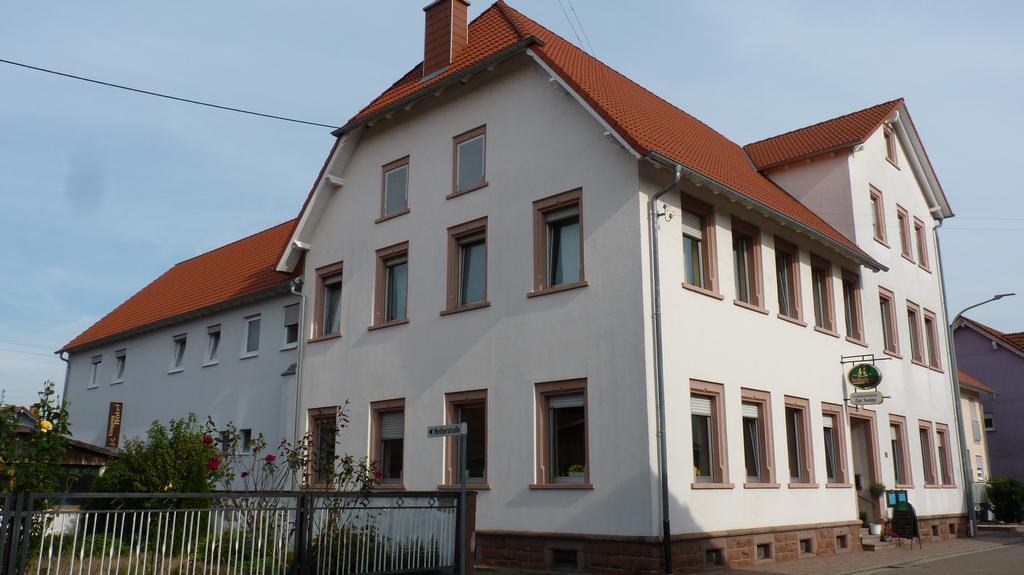 Hotel Sonne Neuburg am Rhein Buitenkant foto